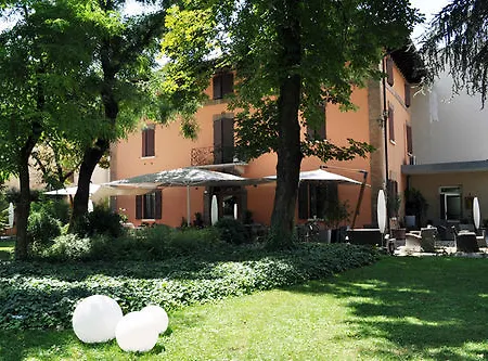 Due Pini Hotel Formigine