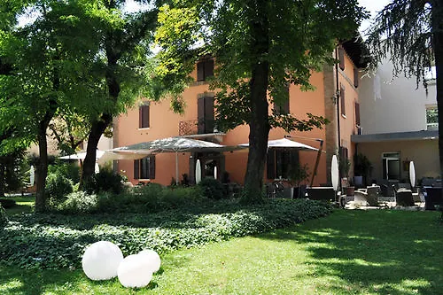 Due Pini Hotel Formigine